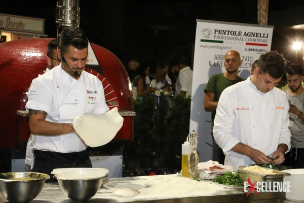 excellence foodball cup