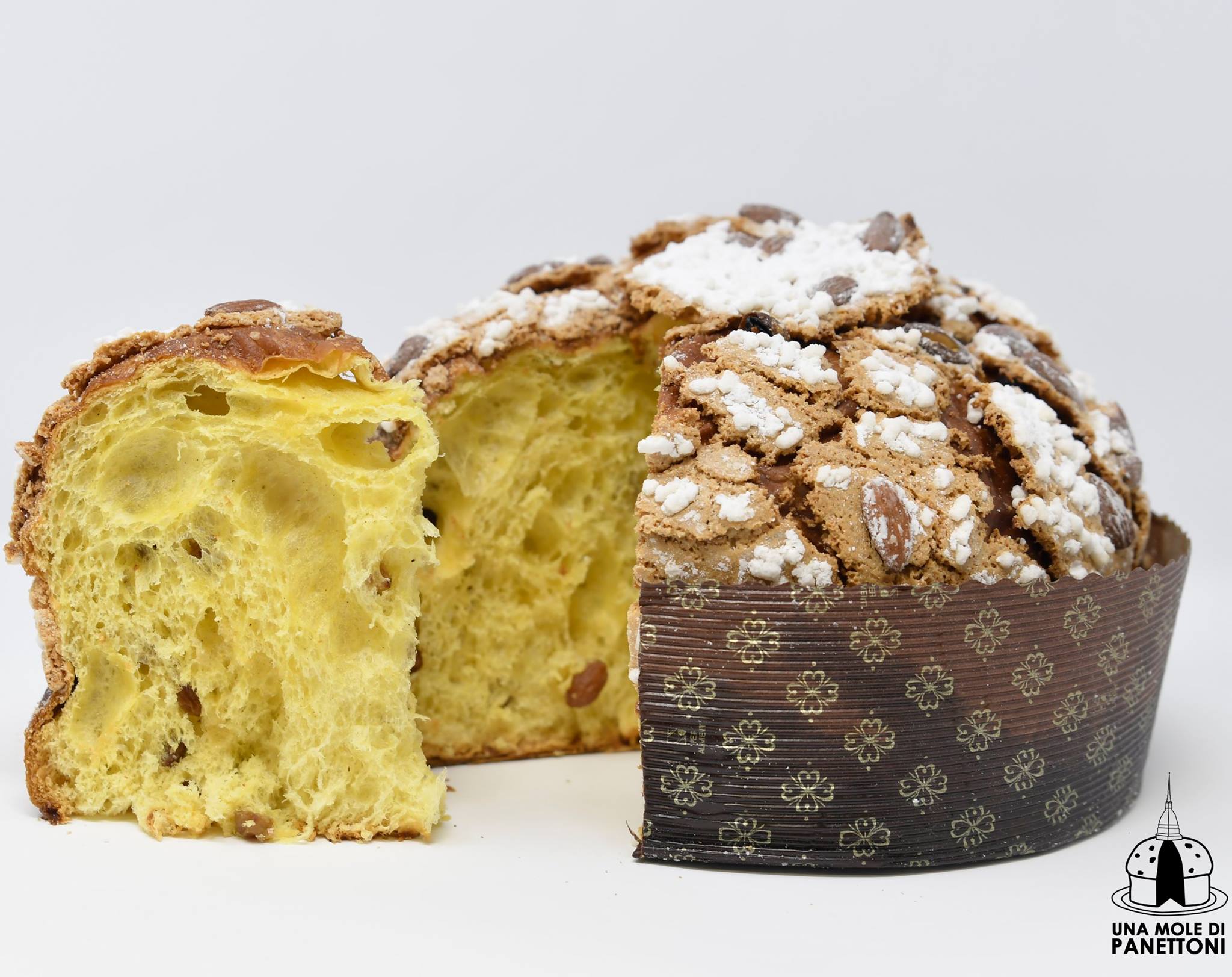 una mole di panettoni