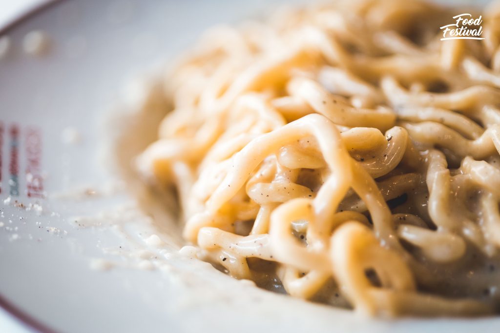 cacio e pepe felice a testaccio