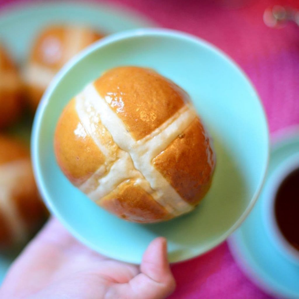 hot cross buns