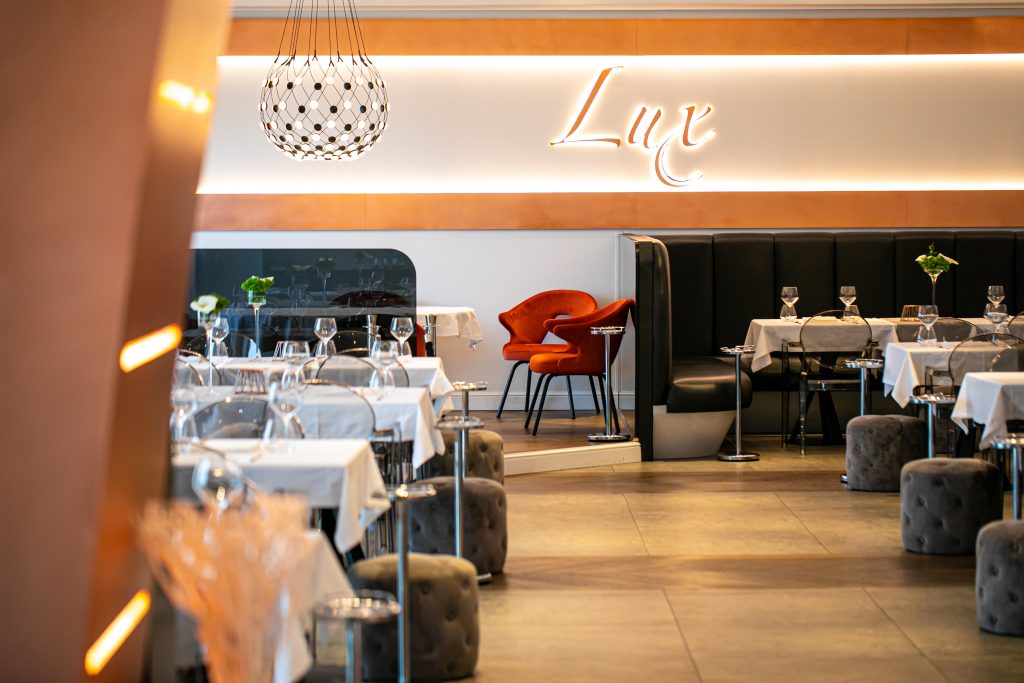 Lux Restaurant