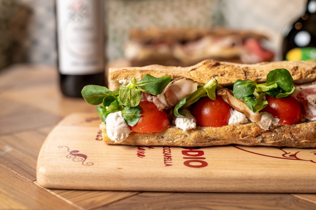 pane prosciutto & mozzarella