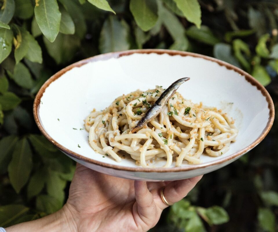 spaghettoni burro e alici