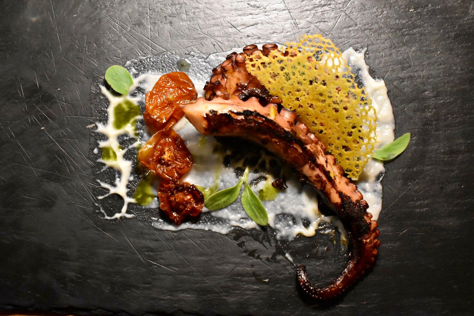 Pessoa: Um restaurante português que nutre o corpo e a alma está em Frattamaguer