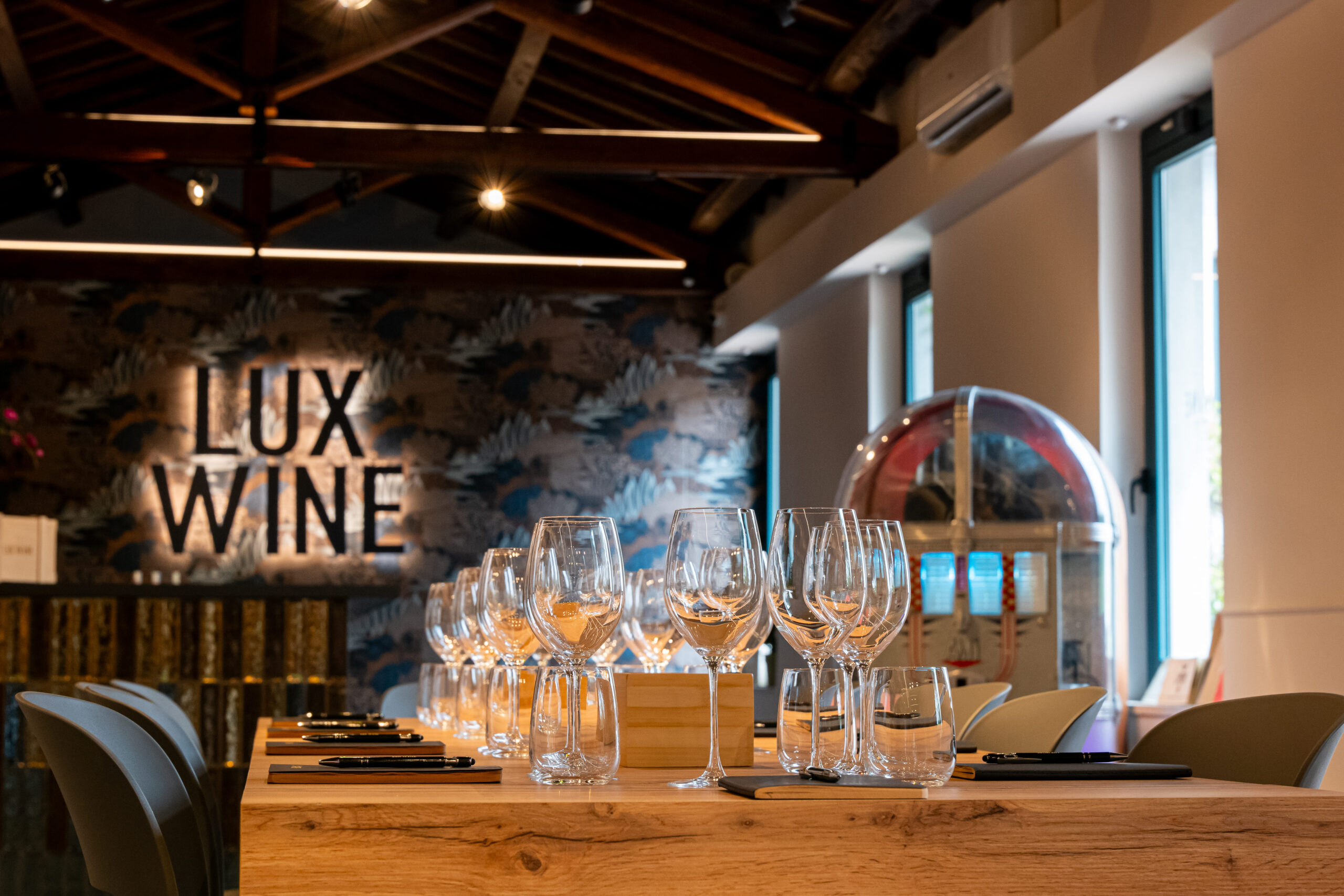 Lux Wine: a Roma un'enoteca per approfondire la cultura dell'uva ...
