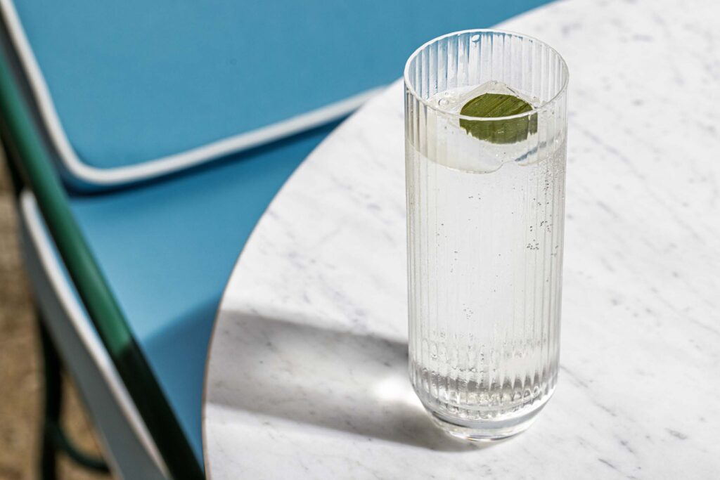 Aquazzura bar