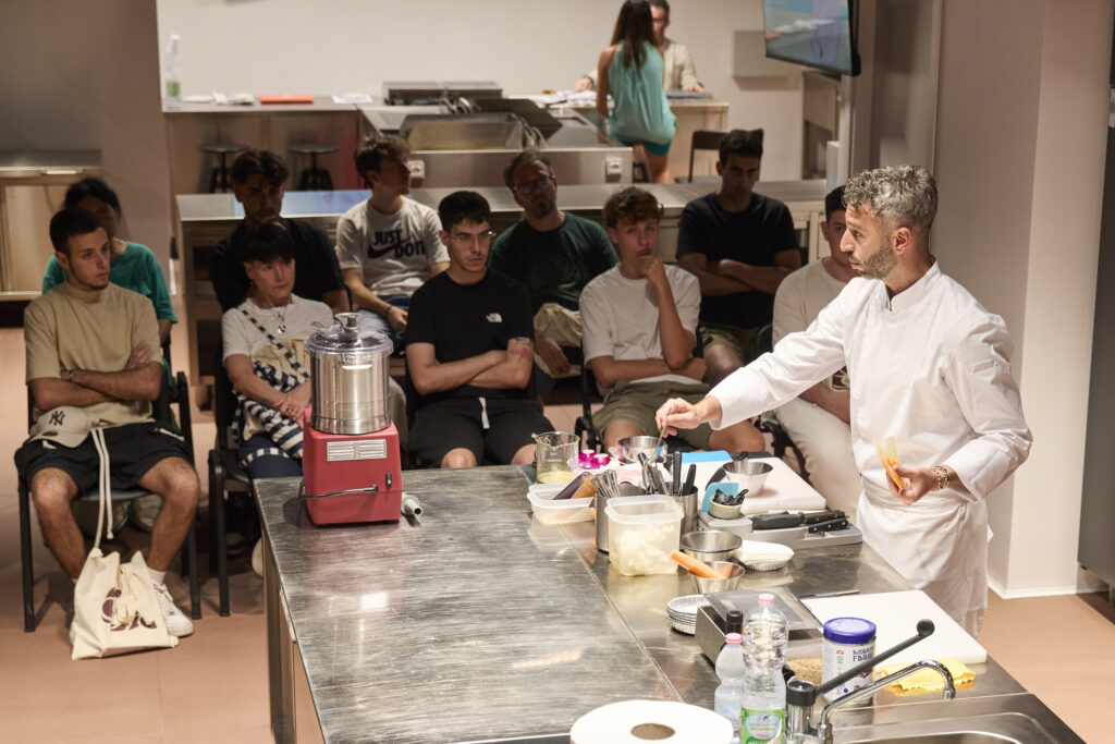 aura academy roma