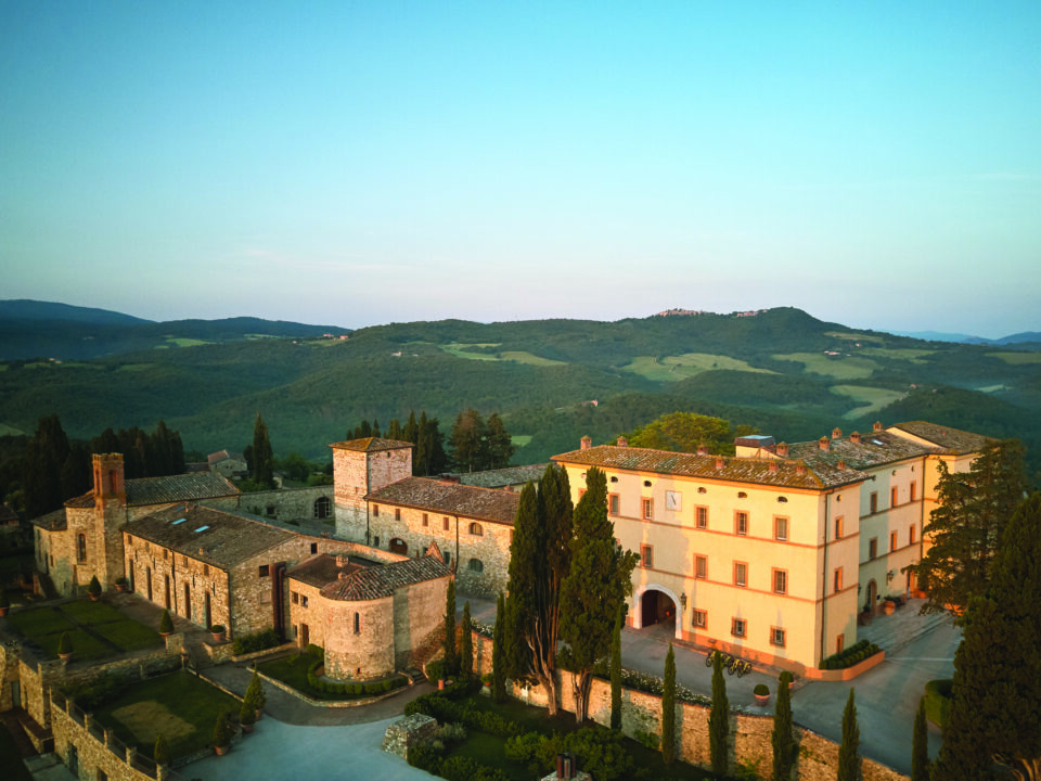 Un incontro tra Toscana e Dolomiti: al ristorante Tosca di Castello di Casole, A Belmond Hotel, Tuscany l’evento “Cook the Tuscan Hills” con Norbert Niederkofler.